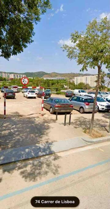 Nice Apartment In Barcelona By Perita Next Metro St T1 Exterior foto