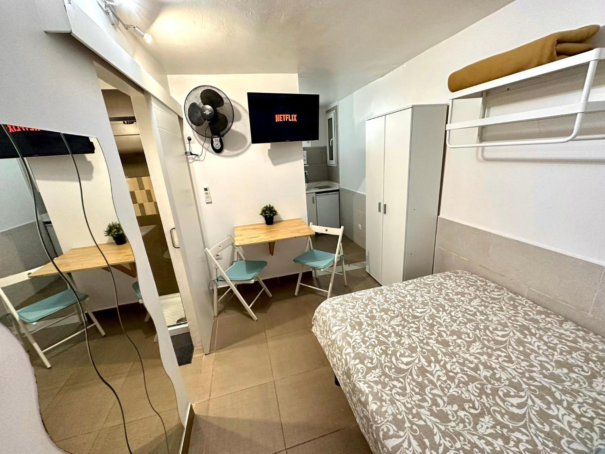 Nice Apartment In Barcelona By Perita Next Metro St T1 Exterior foto